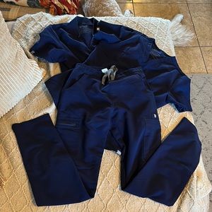 Navy blue Figs scrub set size xxs, 2 top, 1 bottom